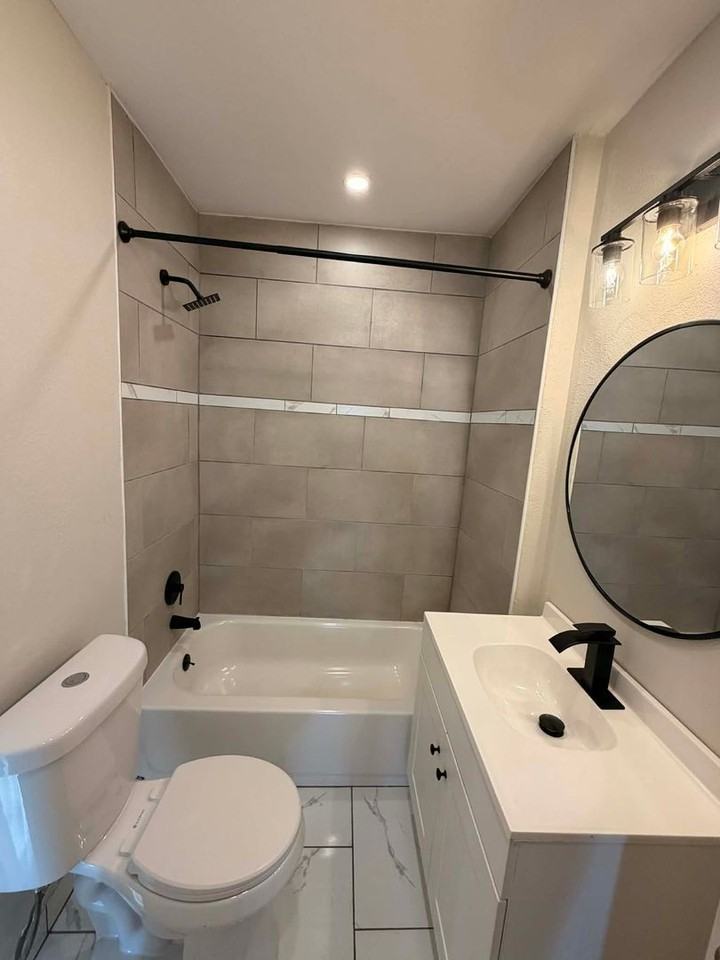 2116 S Moffet Ave - Photo 4 of 11