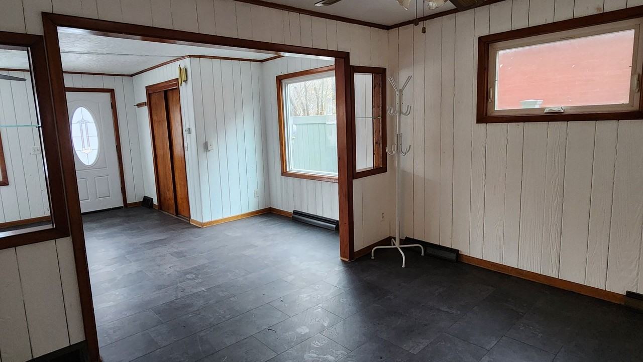 228 N 5th St - Photo 5 of 24