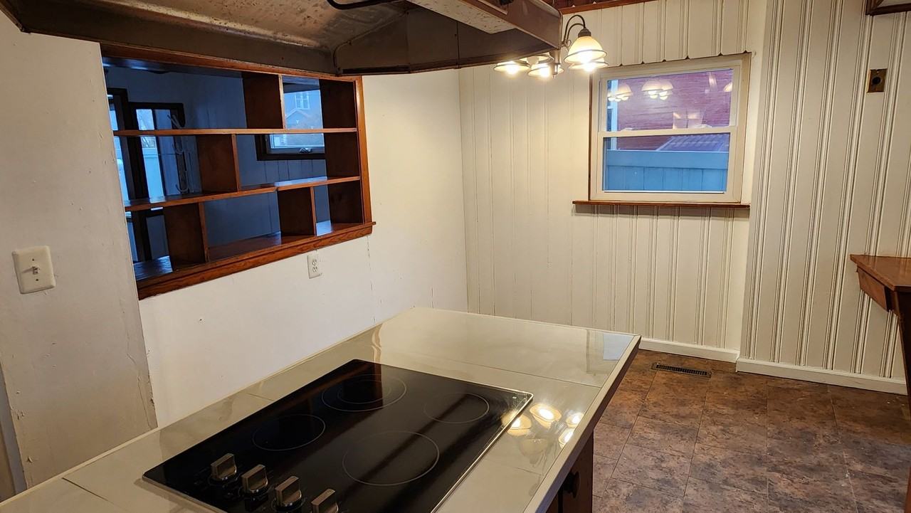 228 N 5th St - Photo 7 of 24