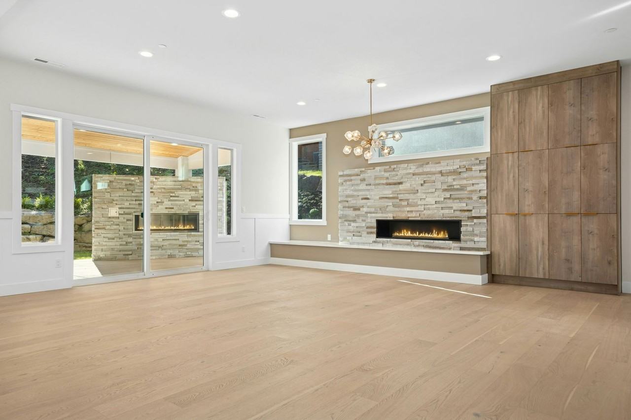 955 103rd Ave Se - Photo 4 of 38