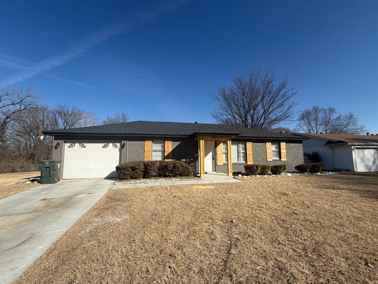 1956 Edward Ave - Photo 3 of 20