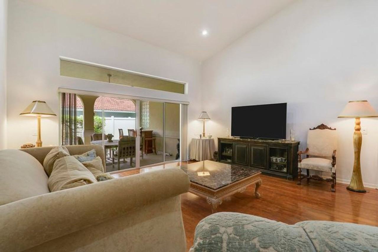 18951 Painted Leaf Ct - Photo 2 of 32