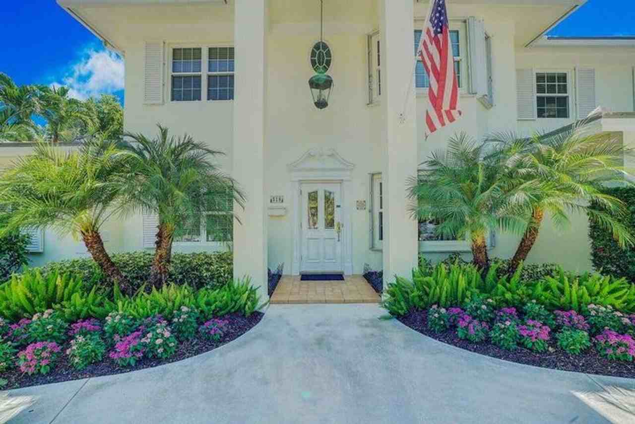 518 Gardenia Ter - Photo 3 of 50