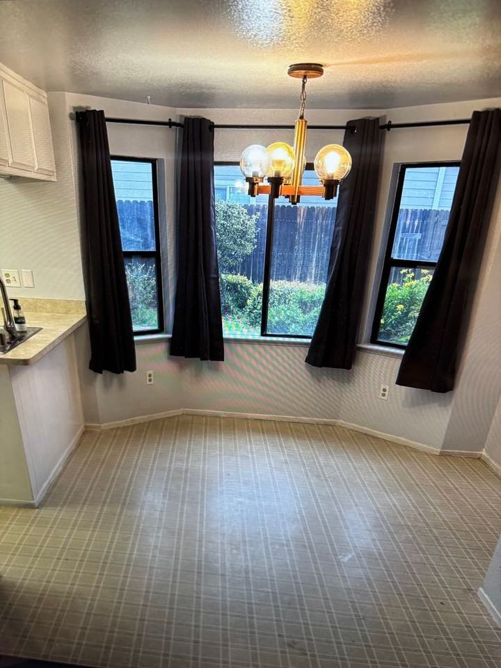 1231 Payne Ct - Photo 2 of 15