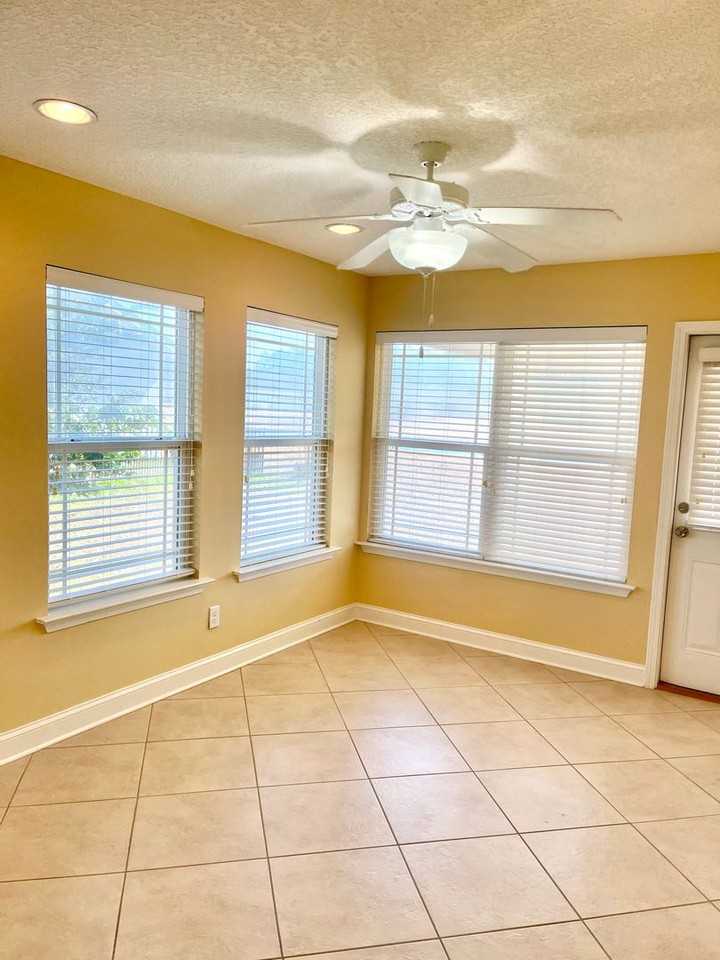 12 Fox Path - Photo 7 of 20