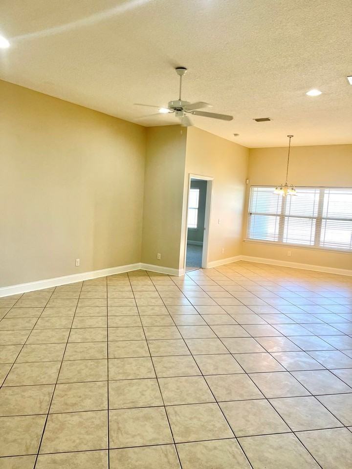 17 Fox Path - Photo 3 of 19