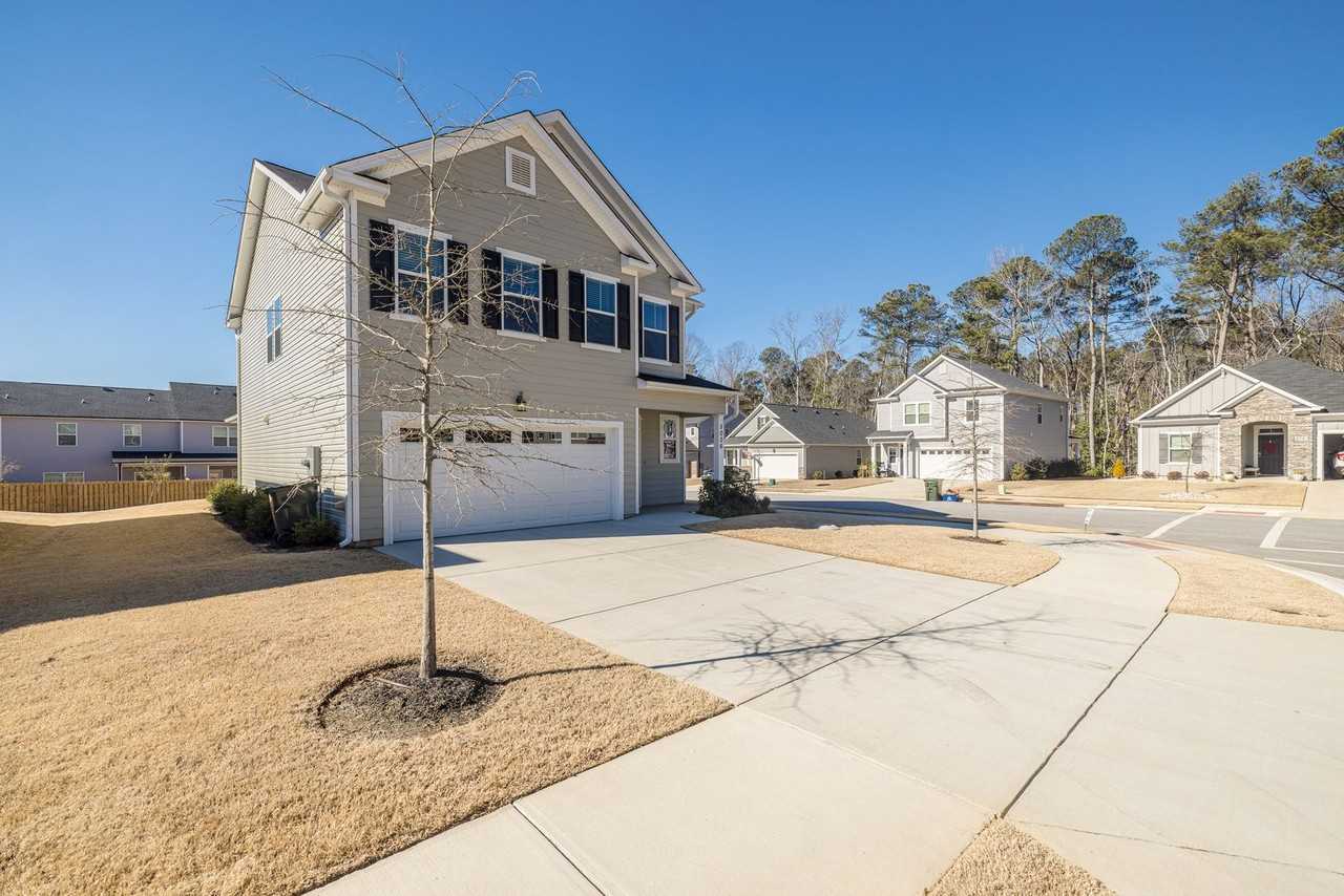 5006 Anna Creek Way - Photo 3 of 50