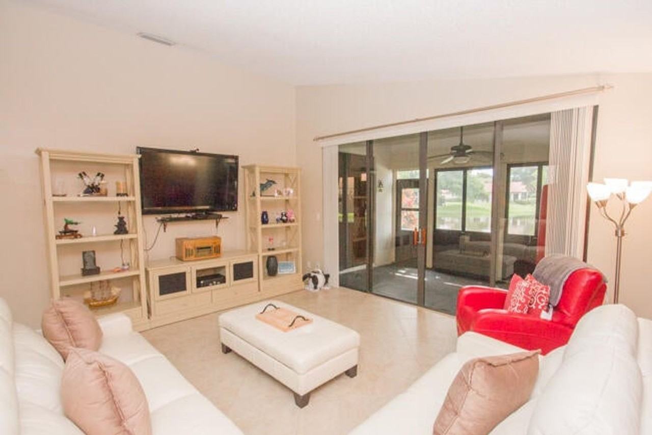 4907 Boxwood Cir - Photo 4 of 16