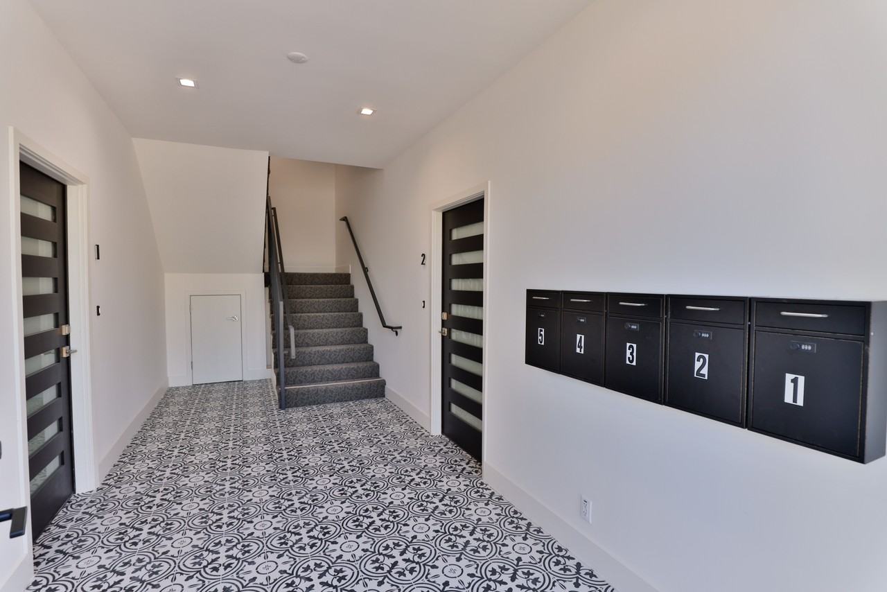 Premium Dion Apartments - Photo 4 of 12