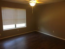 featured image of 9807 Memphis Ave