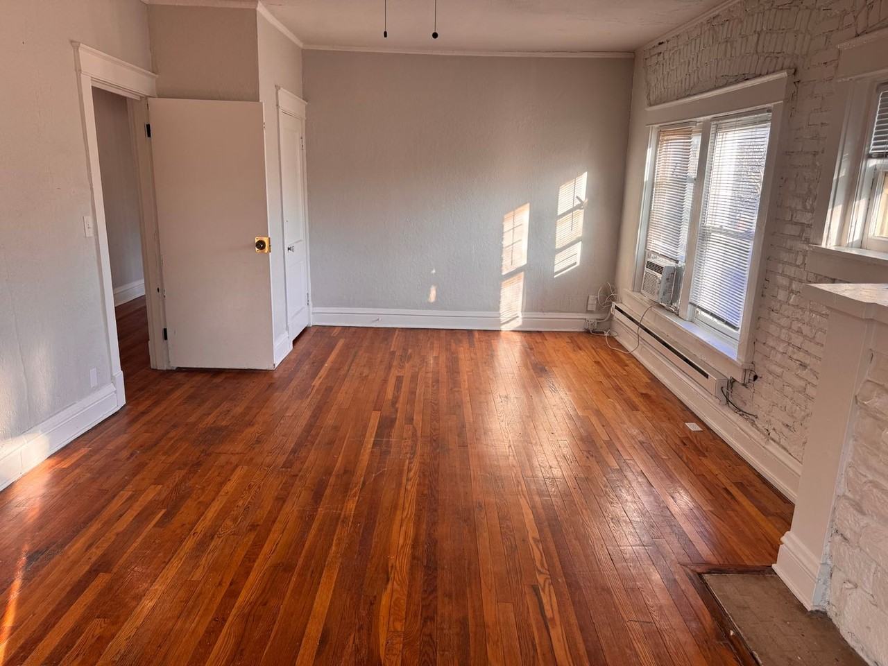 4007 Holly St - Photo 7 of 25