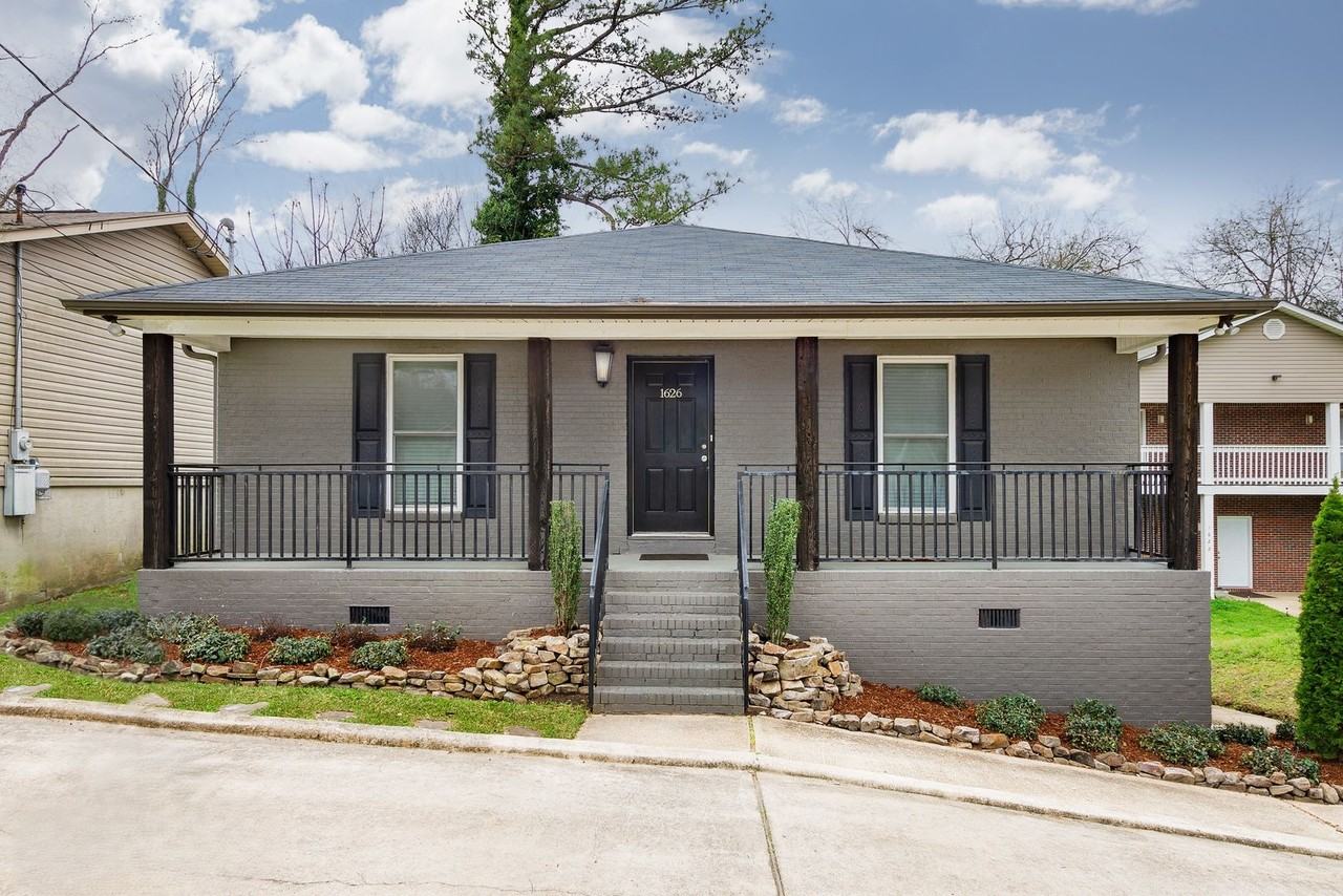 1626 17th Ave E - Photo 3 of 22