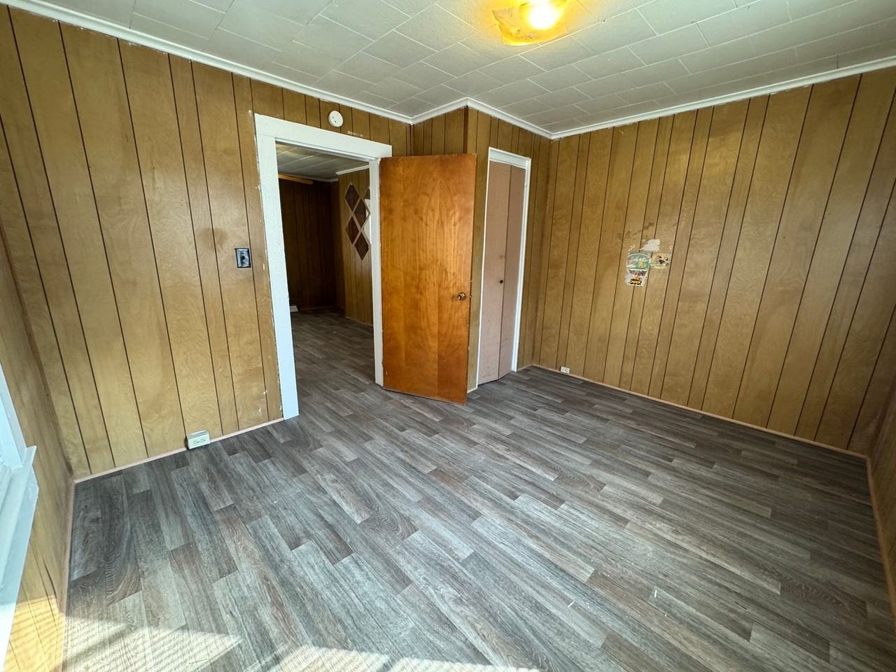 615 W Davidson Ave - Photo 3 of 9