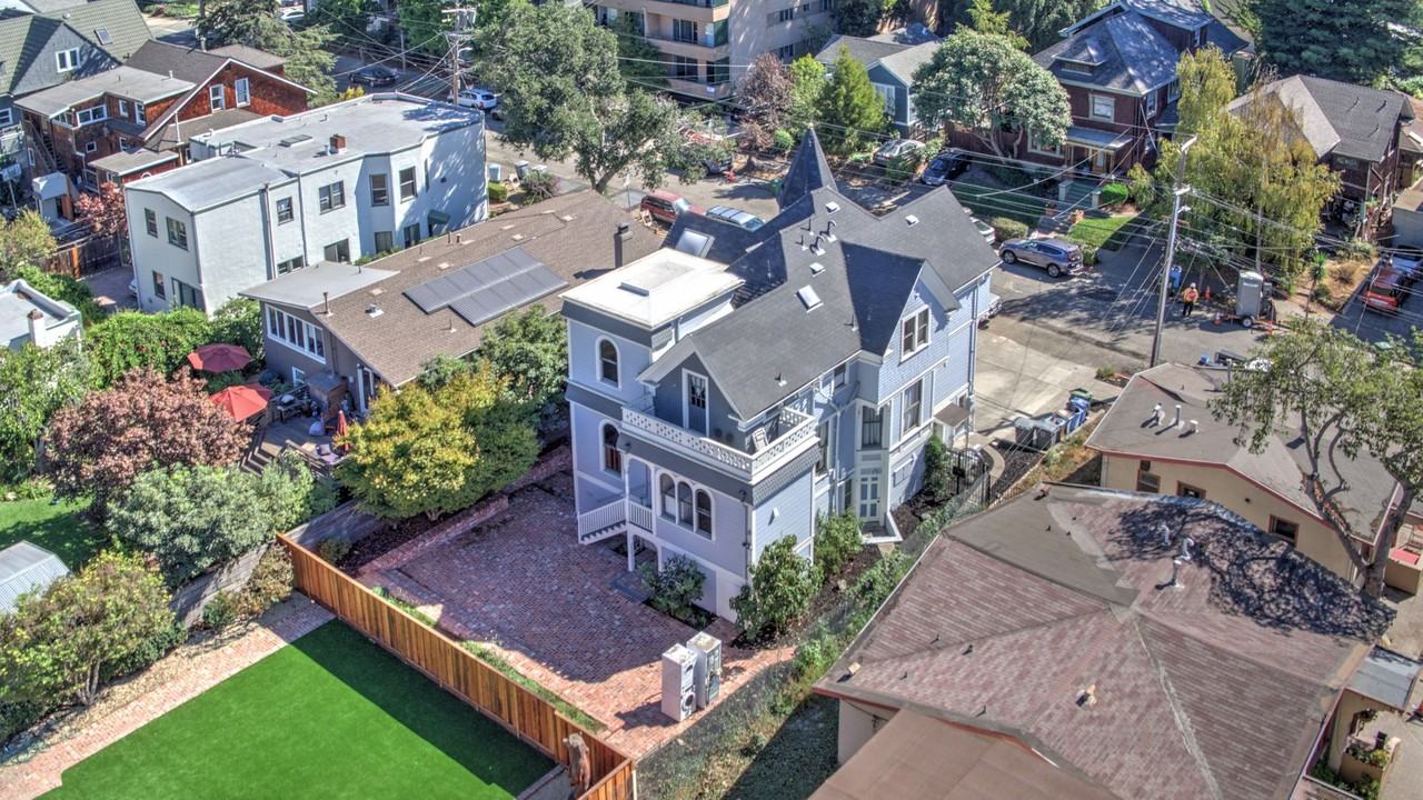 2225 Blake - Photo 5 of 50