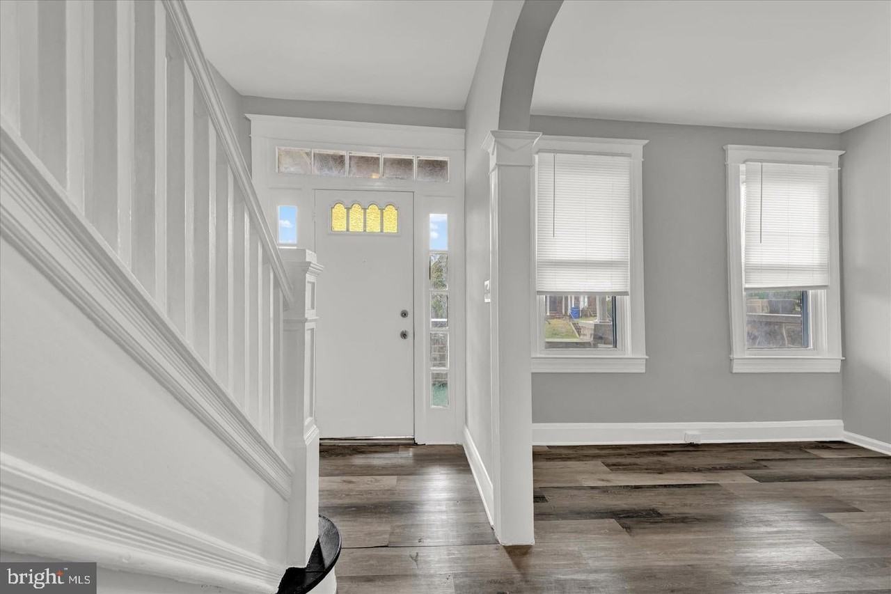 536 Winston Ave - Photo 3 of 21