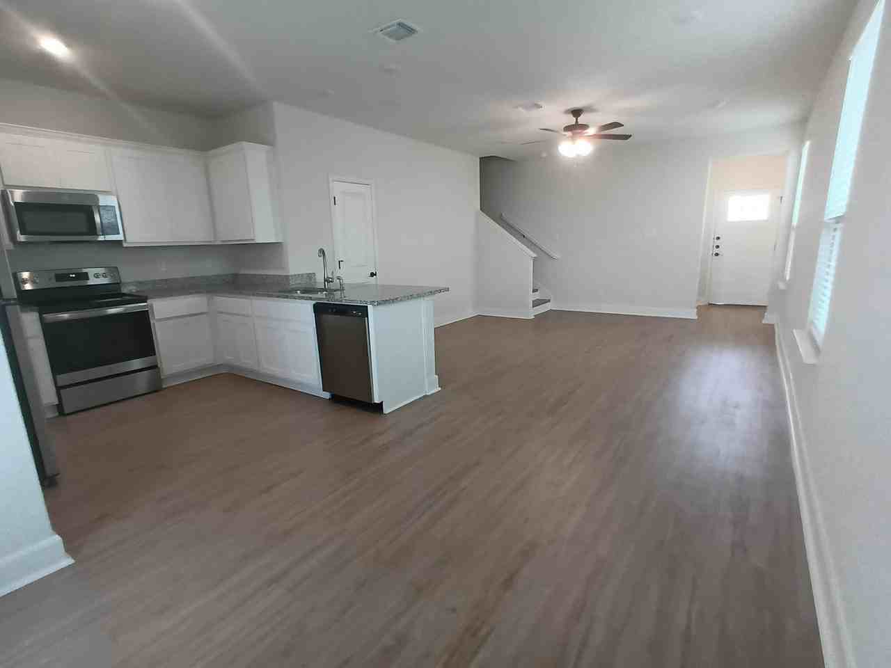 7518 Astro Fld - Photo 5 of 16