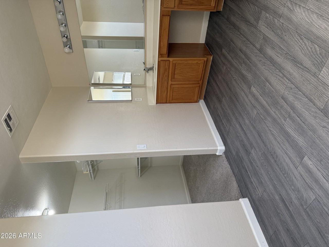 1672 S 234th Ln - Photo 4 of 6