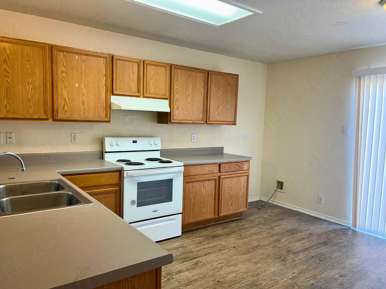 955 Marble Pt - Photo 6 of 17