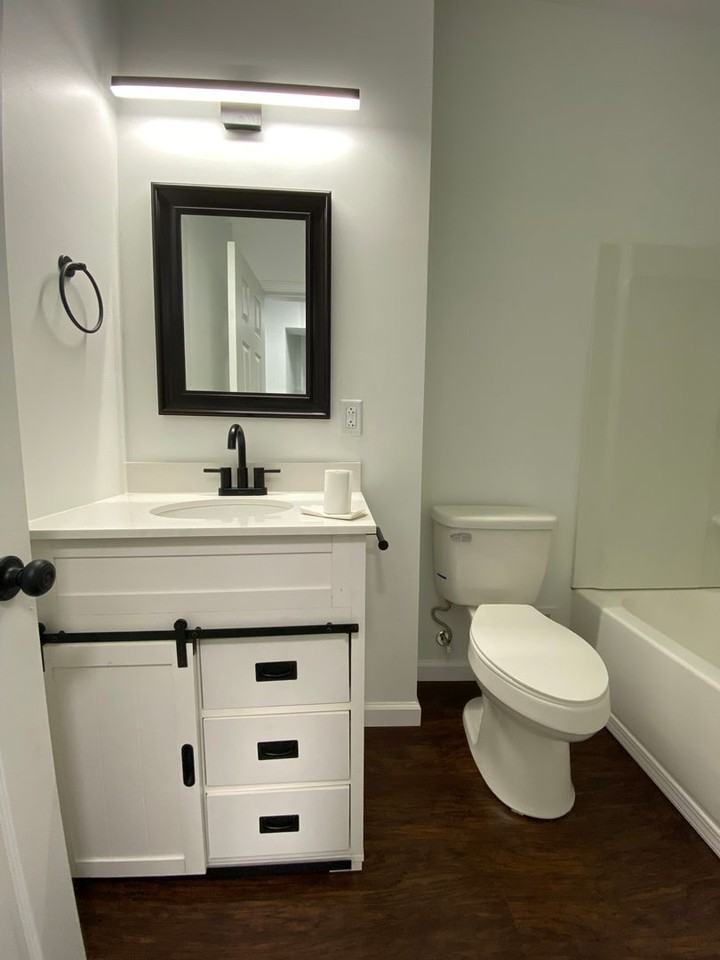 924 Excelsior St - Photo 4 of 17