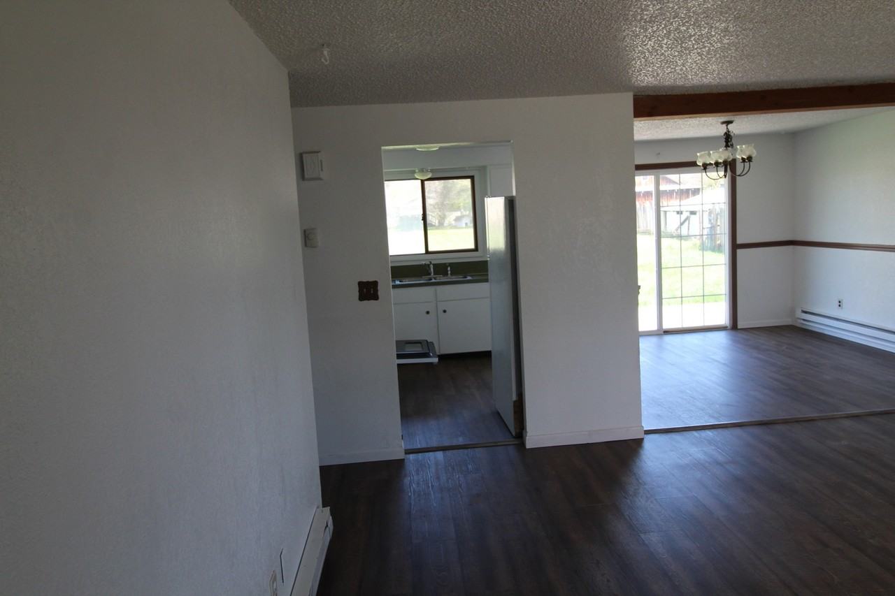 4831 Darwin Pl - Photo 4 of 20