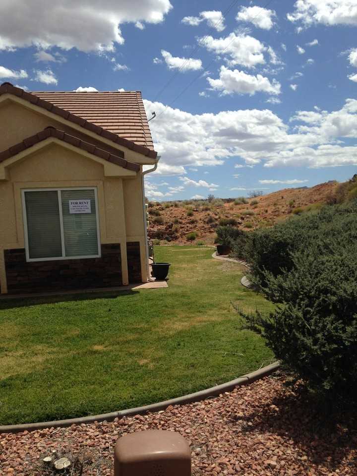 212 N 2530 W - Photo 3 of 4