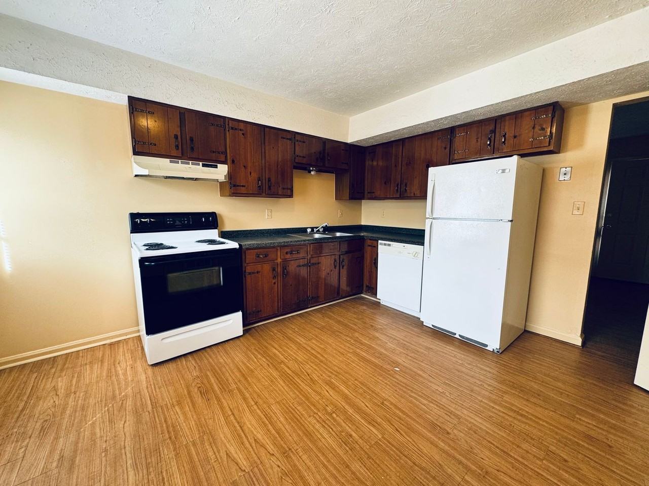 8108 Timberlake Rd #107 - Photo 2 of 10