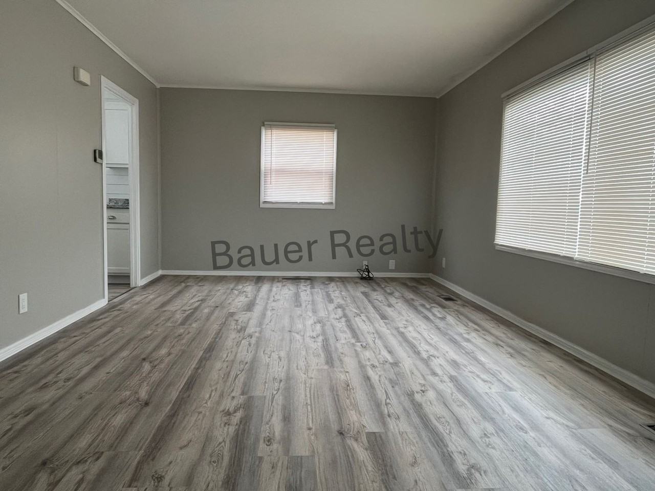 802 Smith Rd - Photo 7 of 21