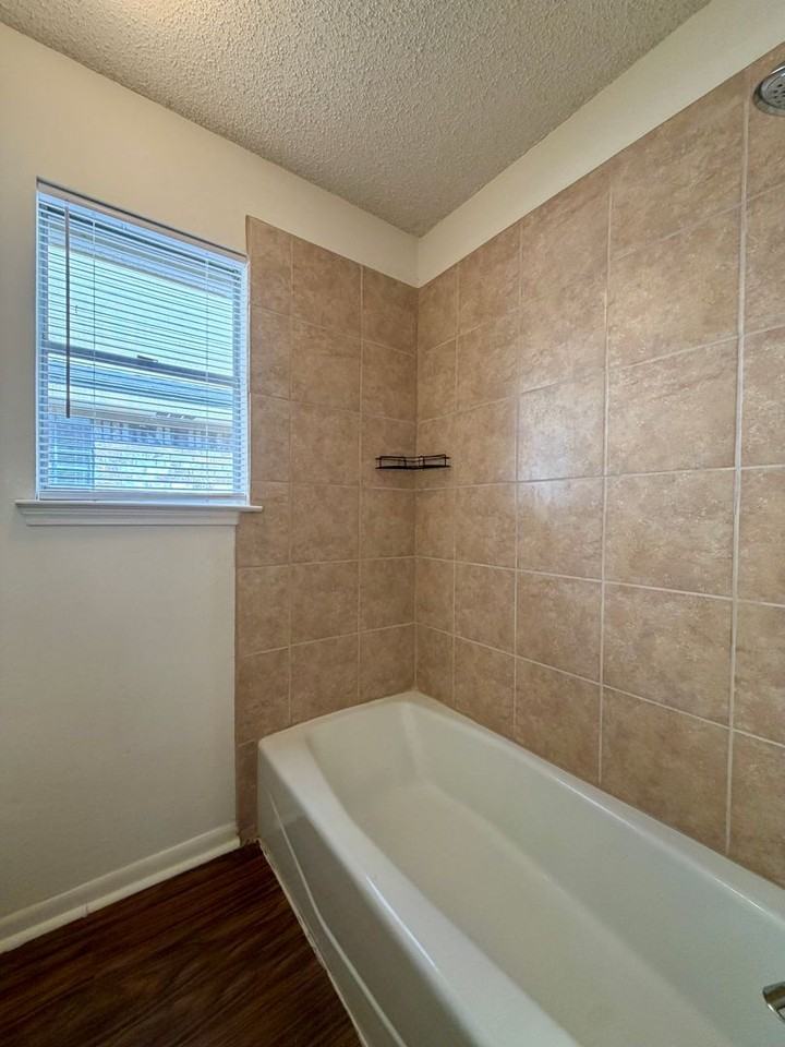 6804 Old Briarstown Rd - Photo 7 of 12