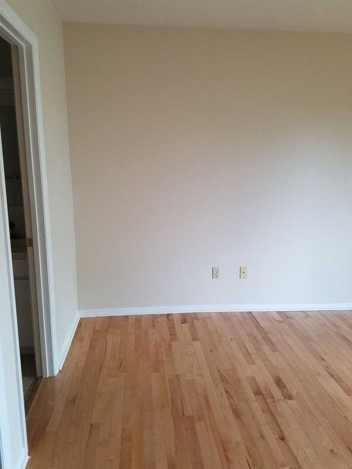 550 Borden Rd - Photo 6 of 16