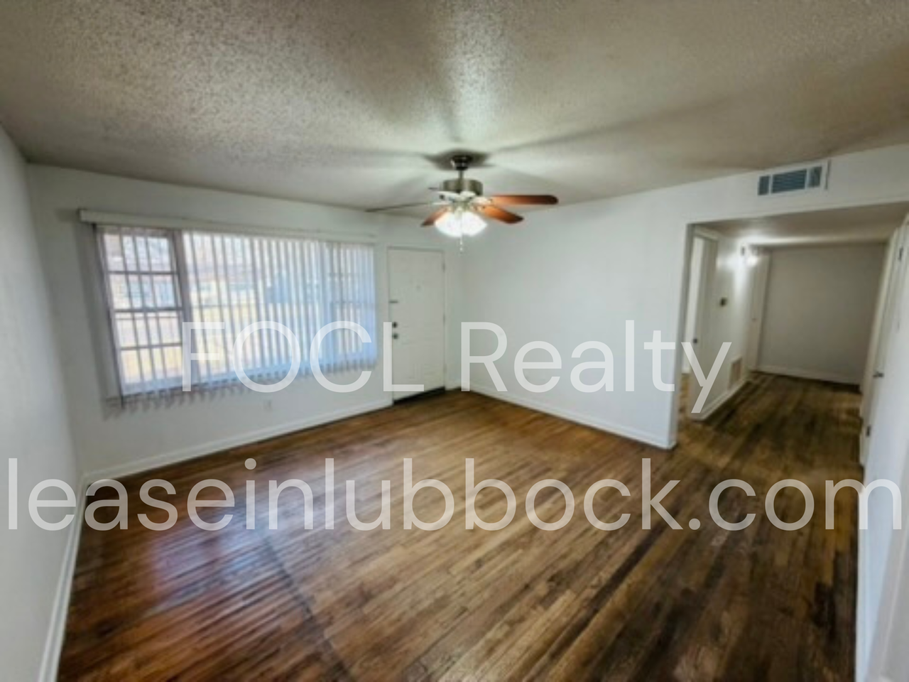 4409 43rd St - Photo 4 of 13