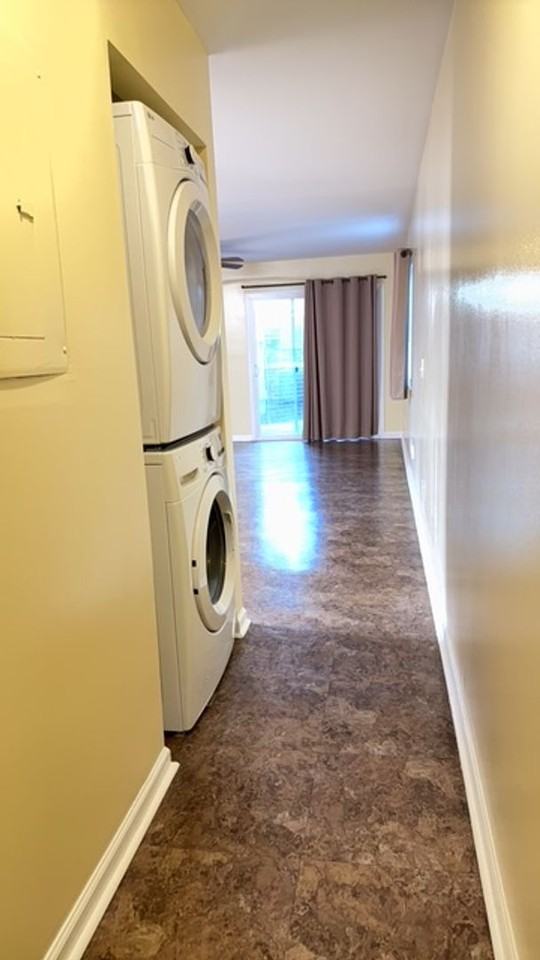 145 Colonial Cir - Photo 5 of 10