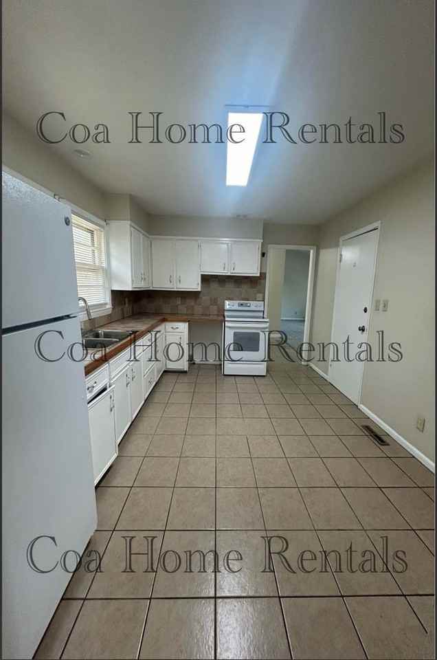 647 S Fabrique Dr - Photo 6 of 14