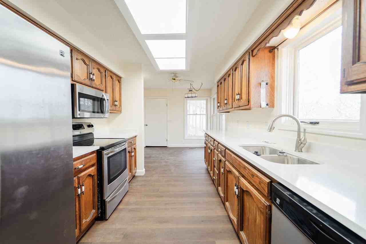 70 Laguna Way - Photo 7 of 27