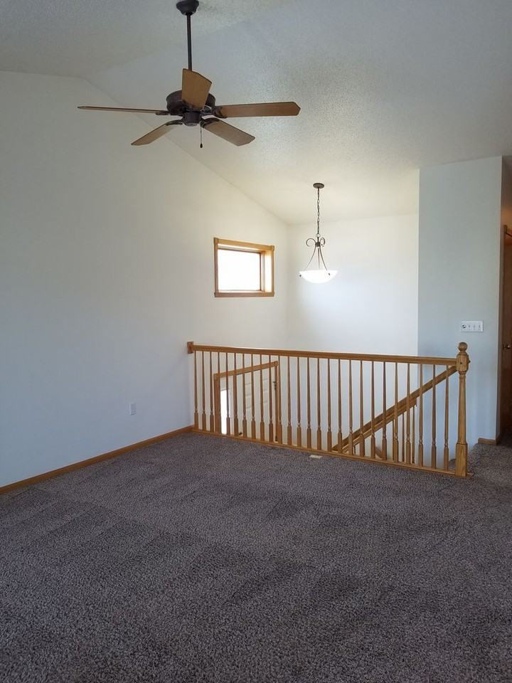 1607 51st St S - Photo 3 of 17