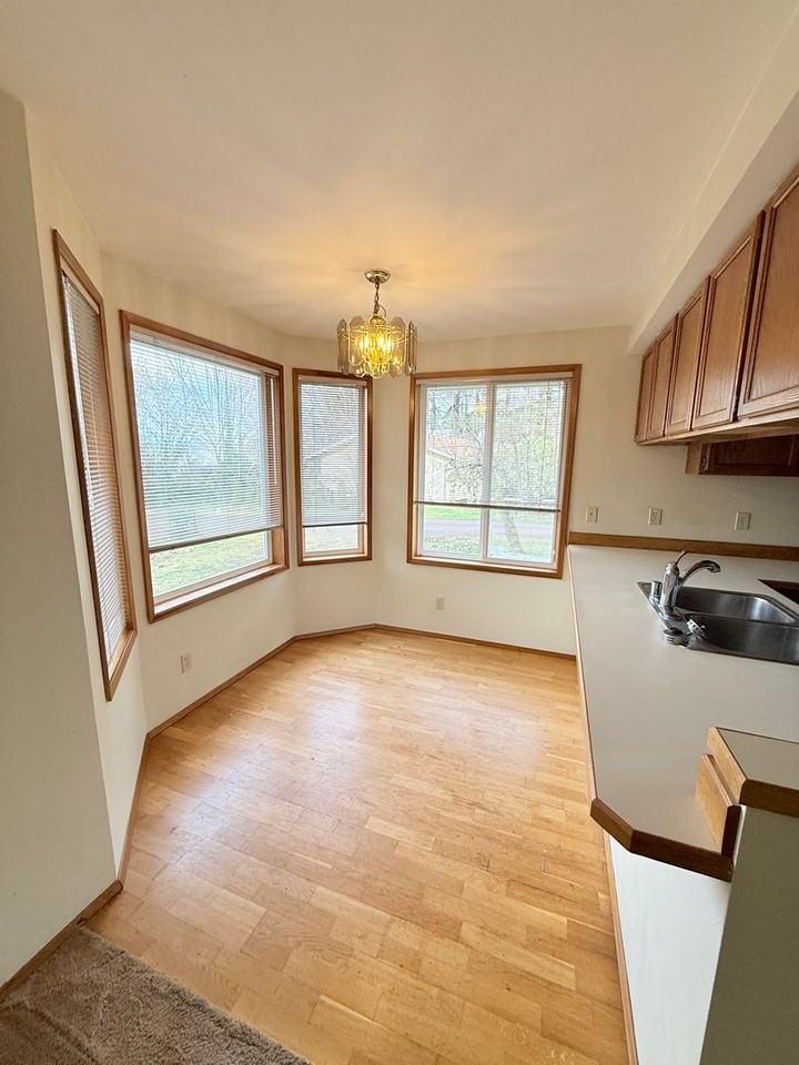 7423 Tracyton Blvd Nw - Photo 2 of 22