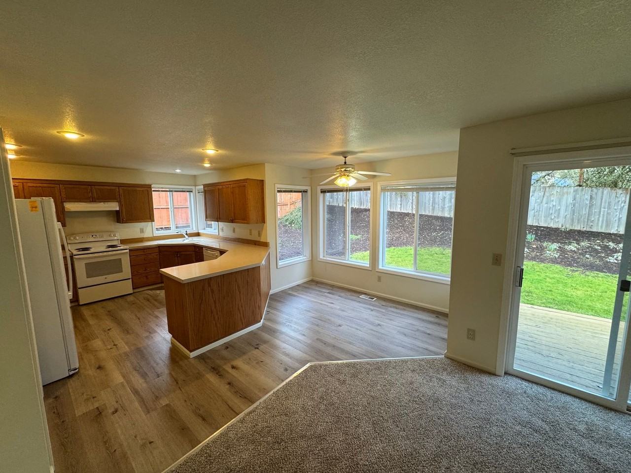 2598 Nw Acey Way - Photo 5 of 24