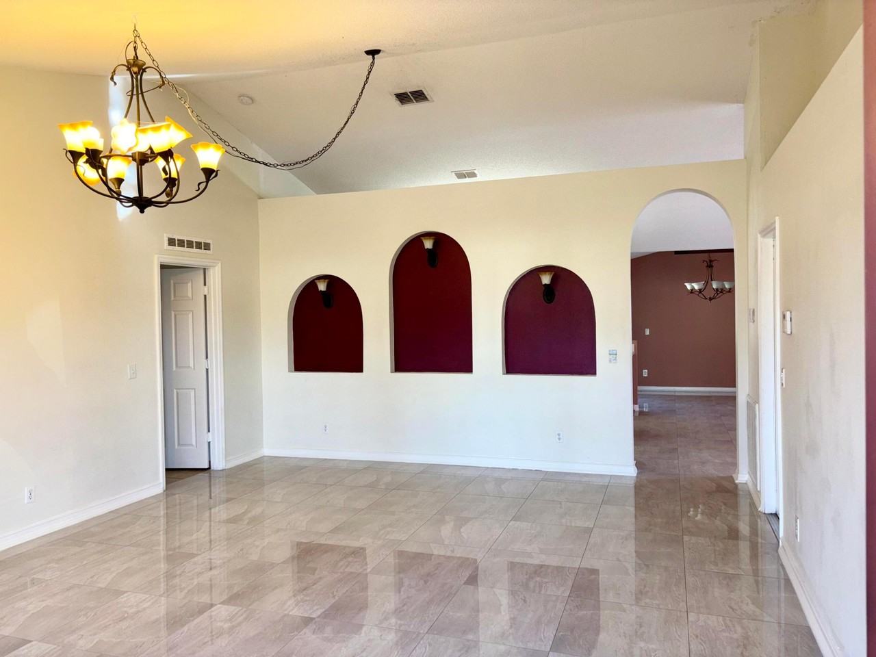 766 Nw Bayard Ave - Photo 3 of 15