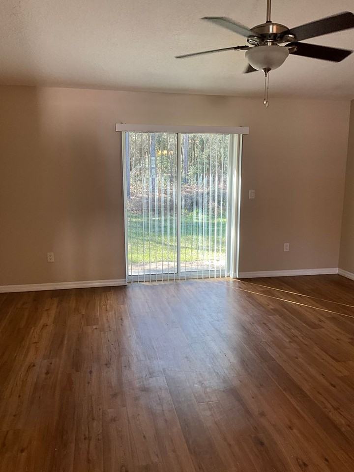 9094 N Peachtree Way - Photo 5 of 19