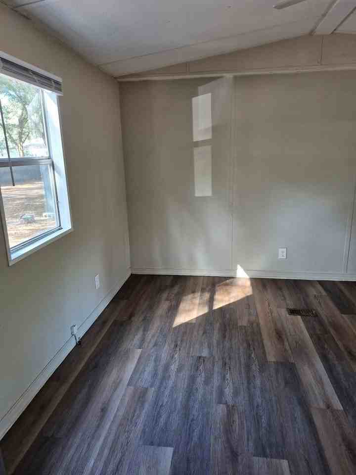 11965 Sw 147th Pl - Photo 4 of 7