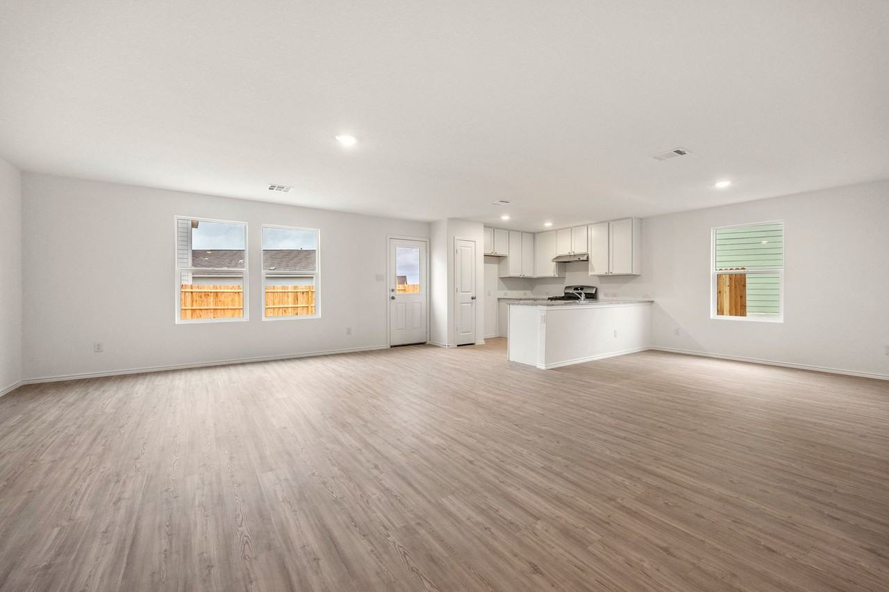 13914 Bull Cv - Photo 2 of 18