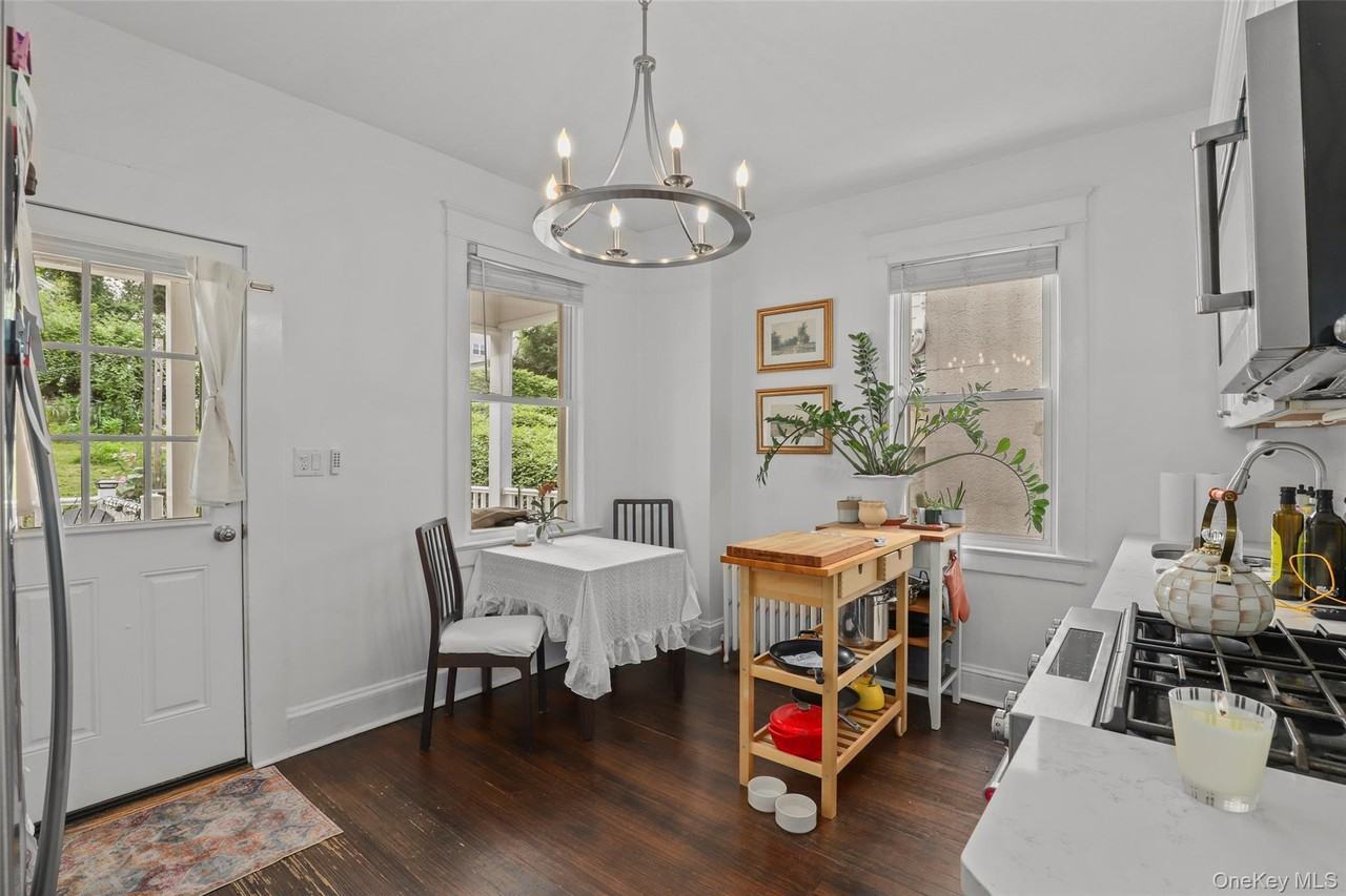 40 Main St - Photo 5 of 12