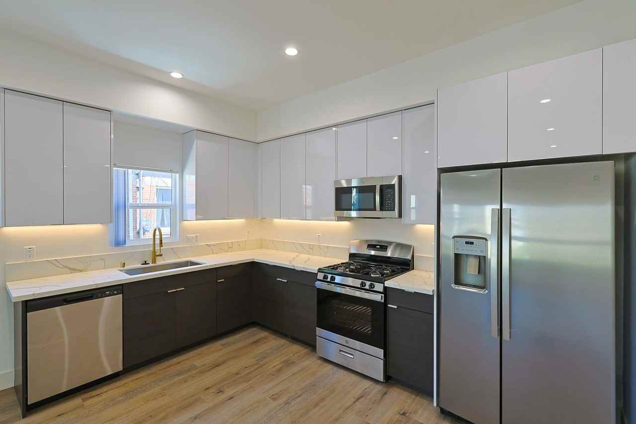 Orion 2616 Wellington - Photo 6 of 12