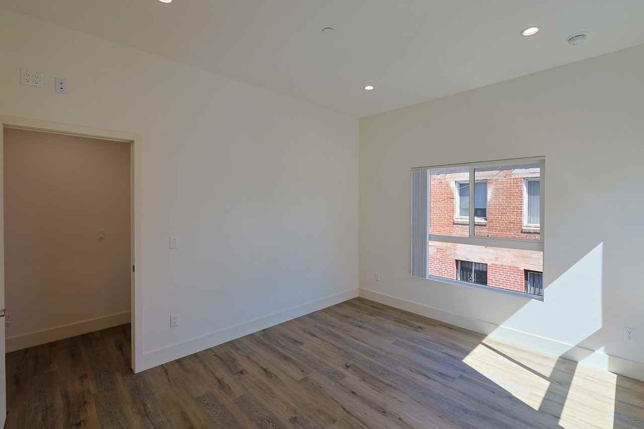 Orion 2616 Wellington - Photo 7 of 12