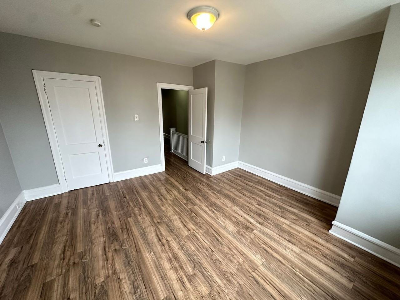 440 W Fisher Ave - Photo 5 of 24