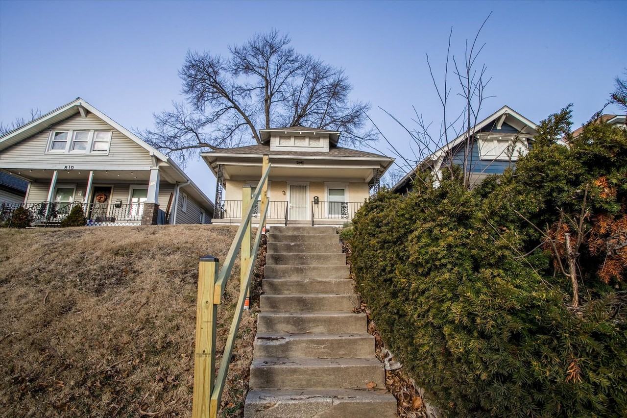 806 Monroe Ave - Photo 2 of 28