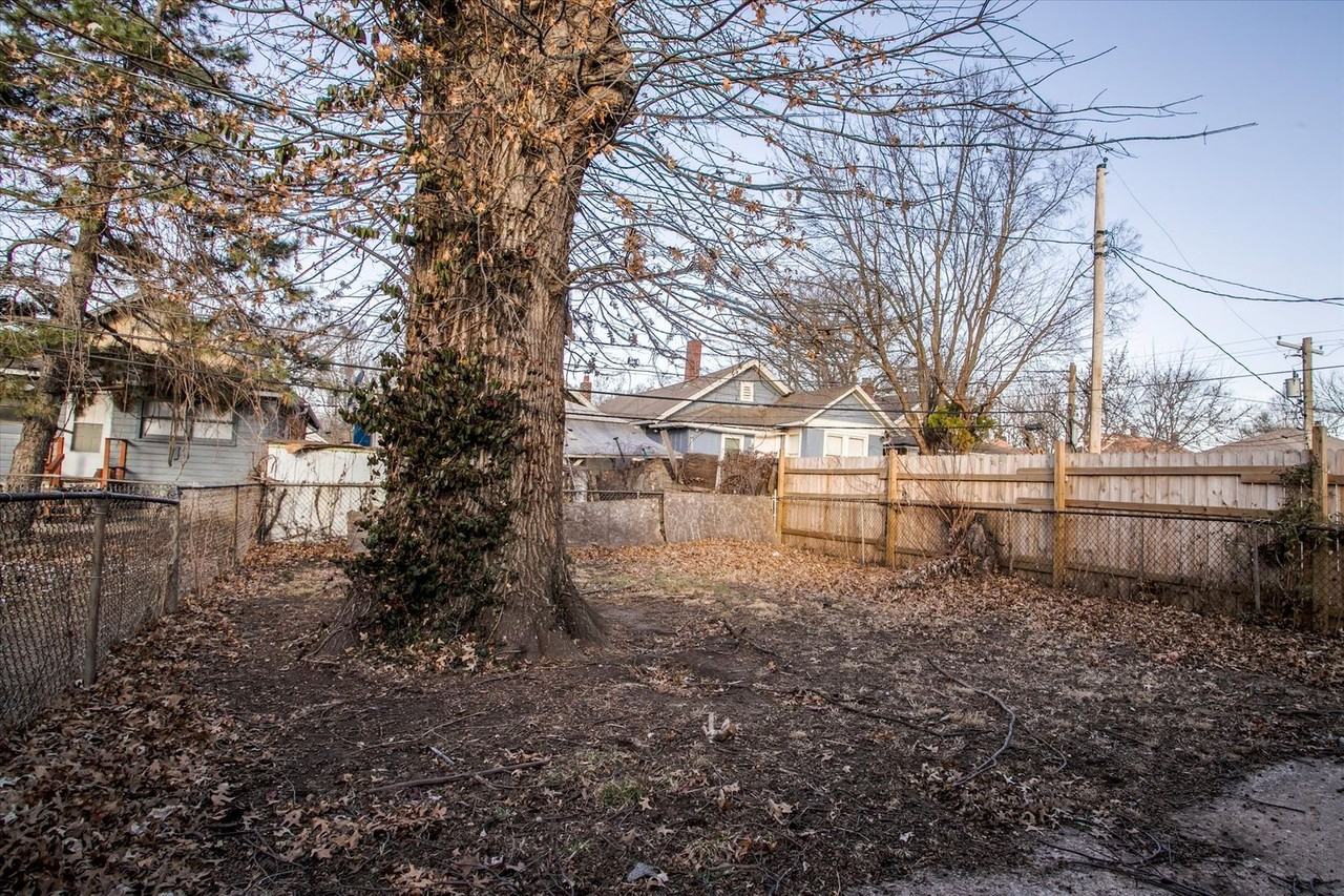 806 Monroe Ave - Photo 4 of 28