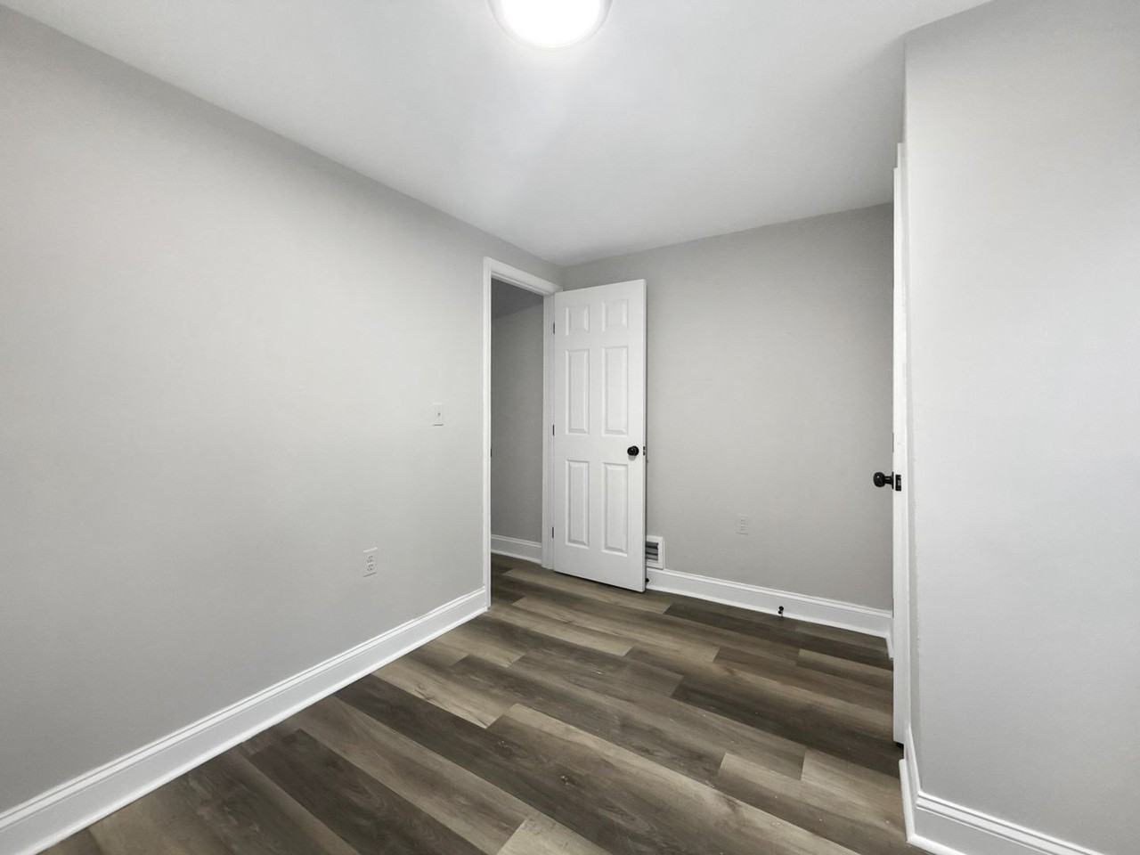 2018 E Lafayette Ave - Photo 7 of 19