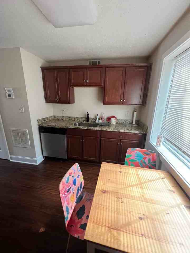 Austin & Austin - Photo 2 of 34