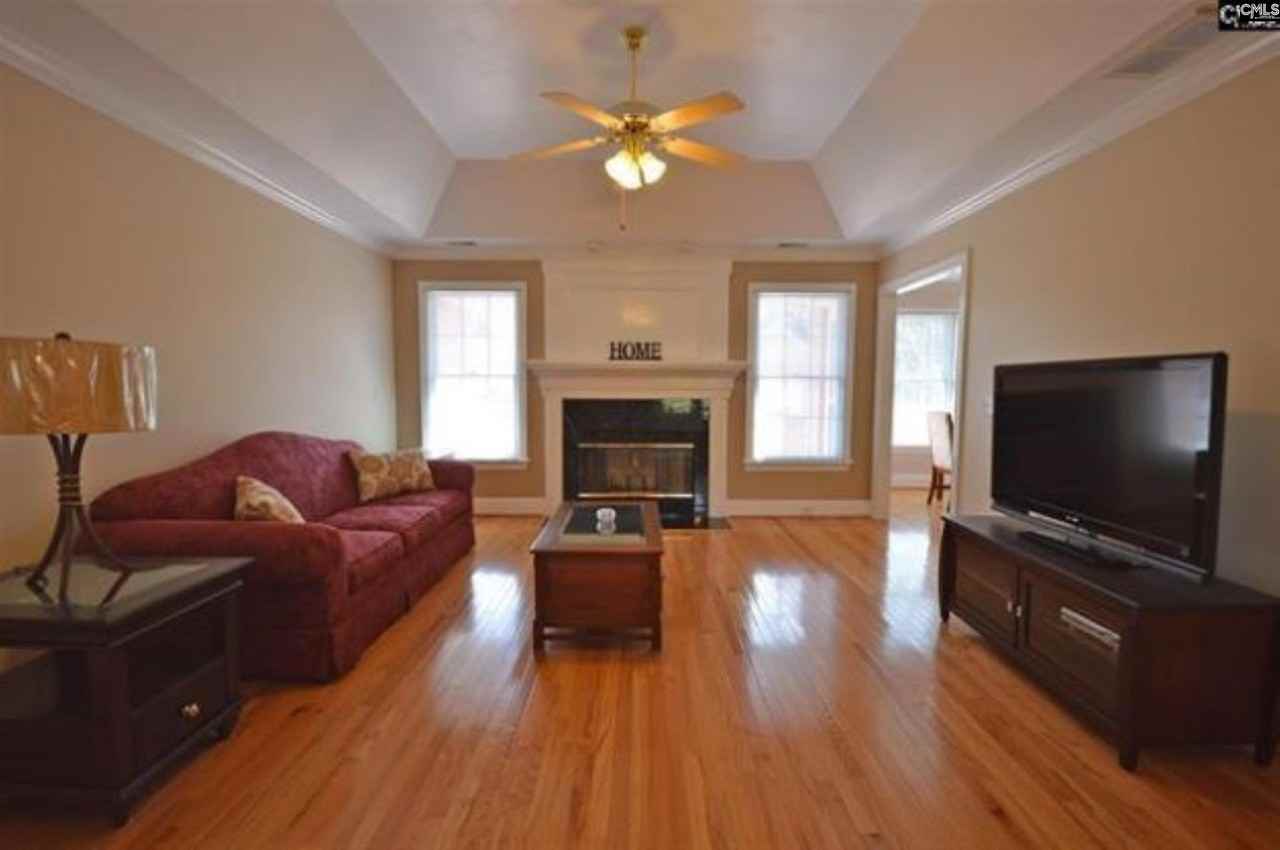 318 Wiltshire Way - Photo 2 of 23