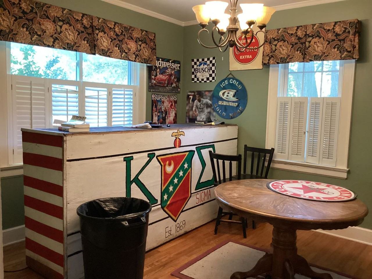 2615 Cooper Ave - Photo 4 of 15